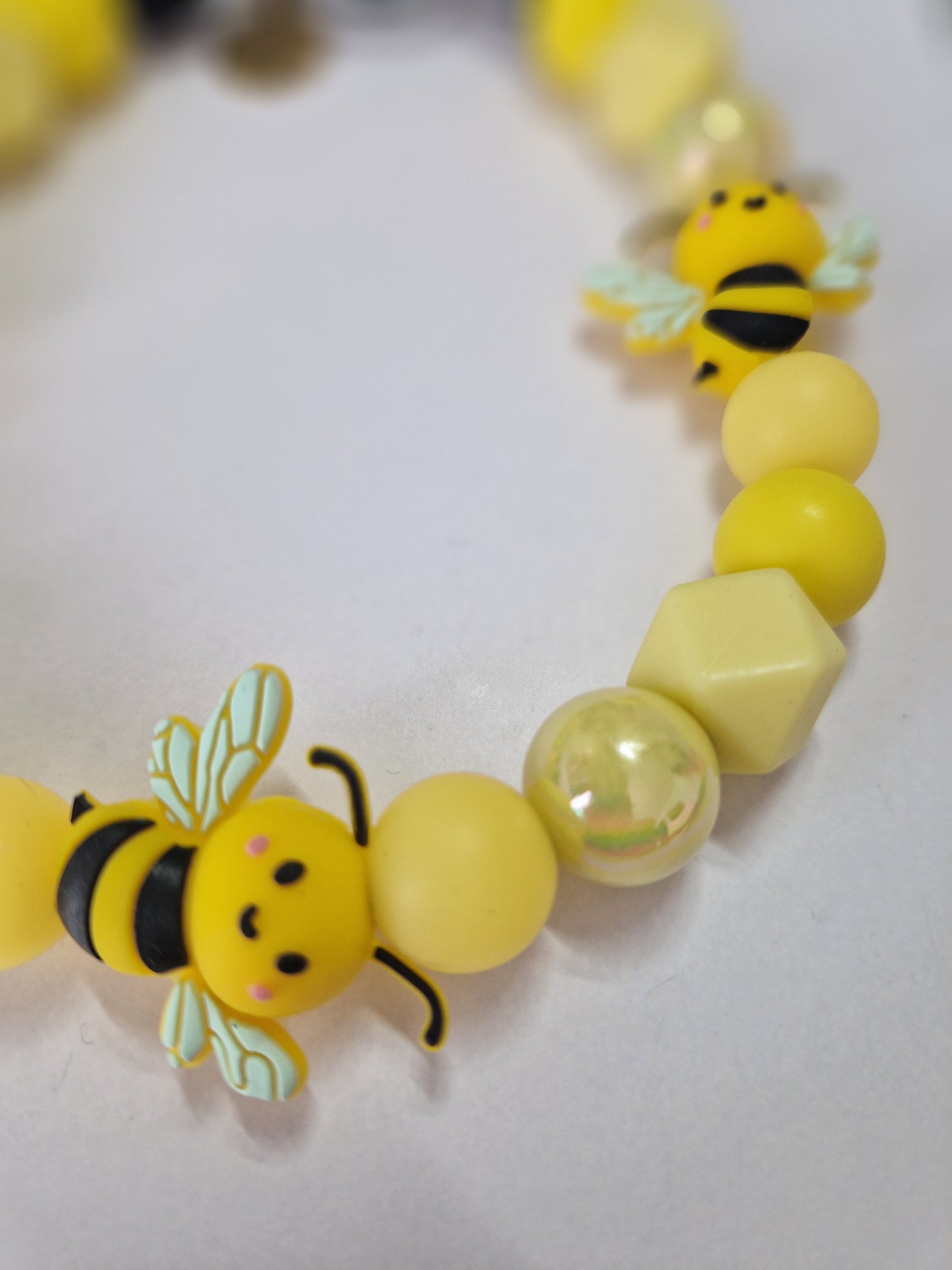 Glow in the Dark Biene Perlenkette HU20 bis 60cm